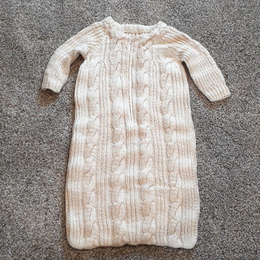 baby bunting for cold weather, Hand knit‎
